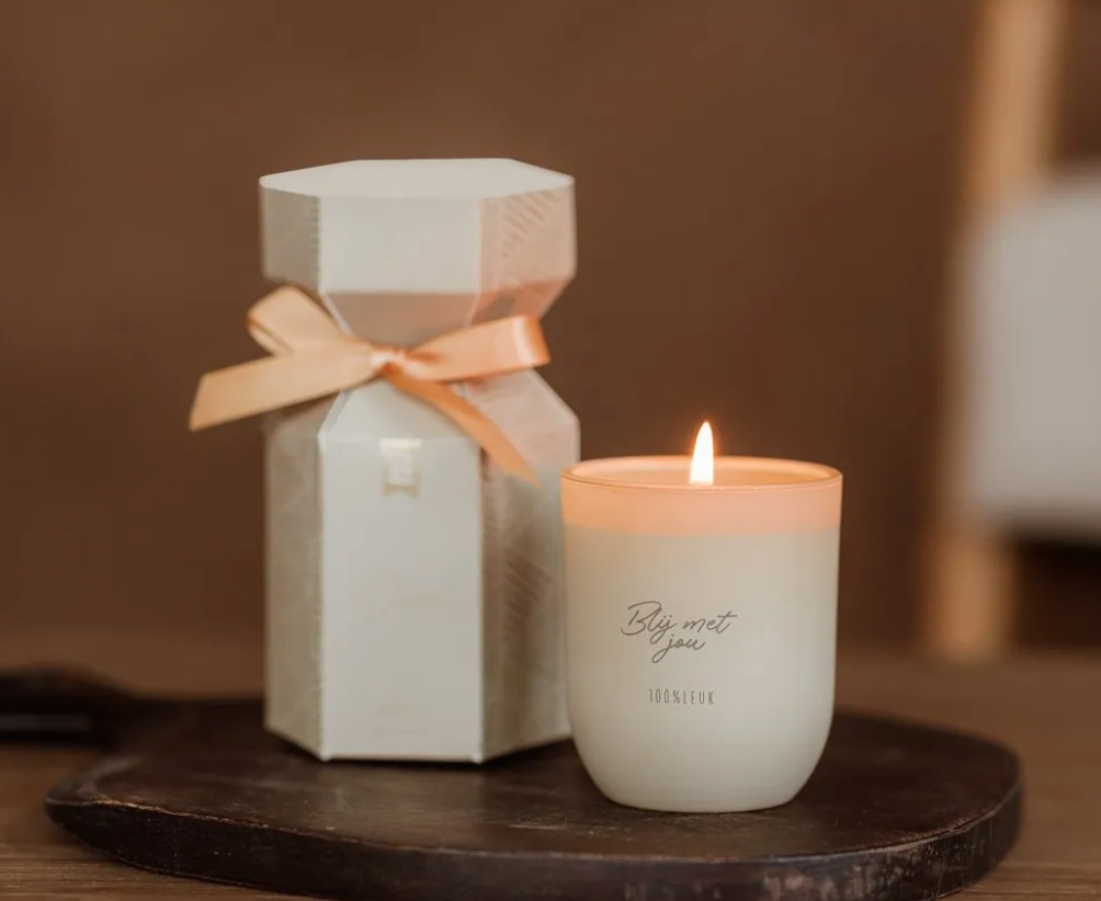 Geurkaars in cadeauverpakking – Oma | 100% Leuk