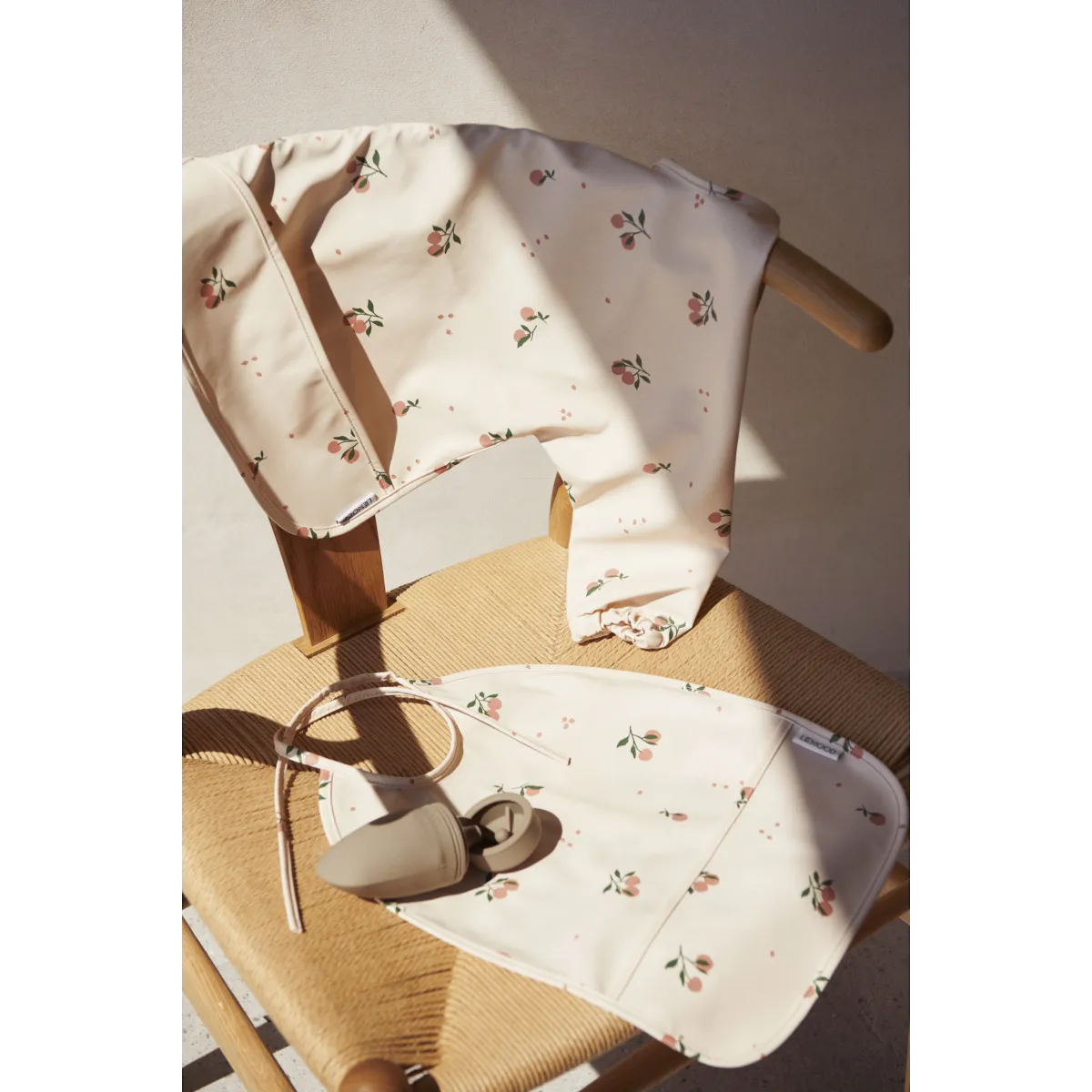 Merle Printed Cape Bib | Liewood