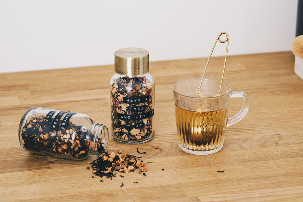 Tea strainer - Gold