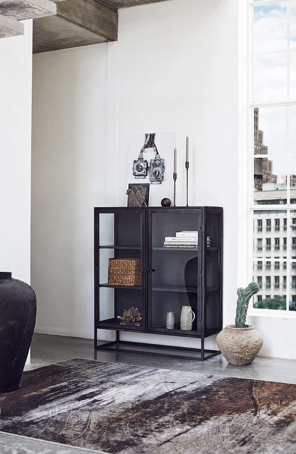 Candle stand / Candle holder Moment M