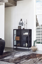 Candle stand / Candle holder Moment M