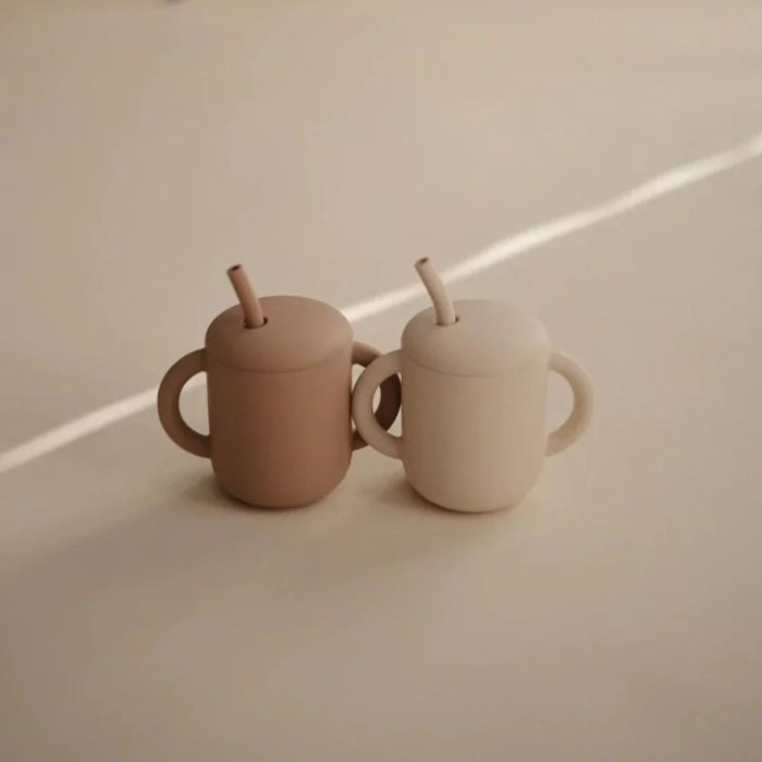 Silicone cup met rietje en handvaten | Natural | Mushie