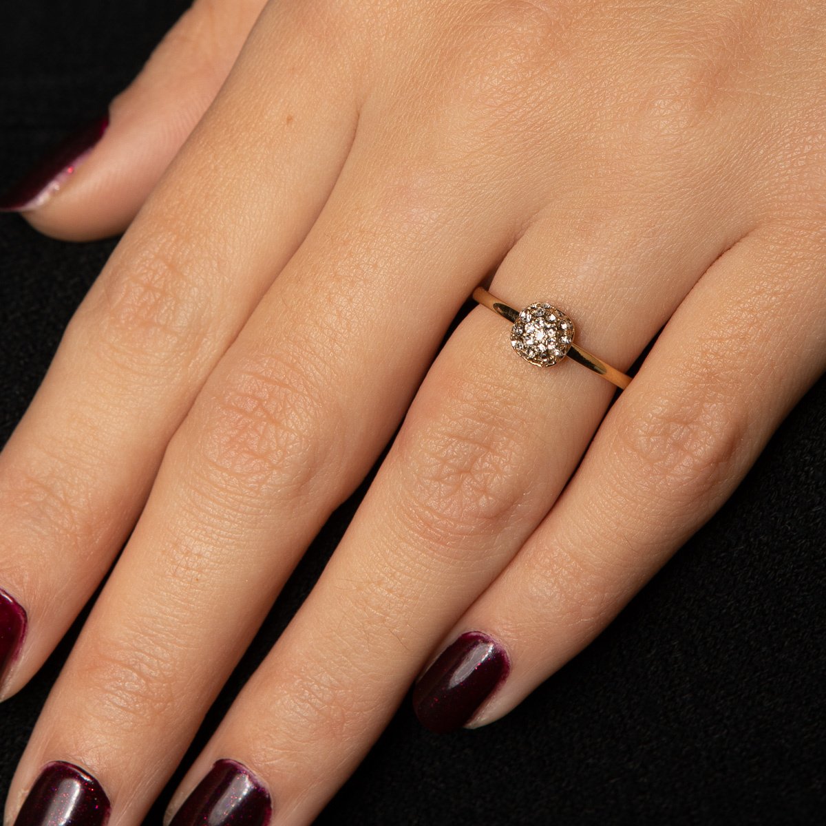 Ring Gold with crystal stones