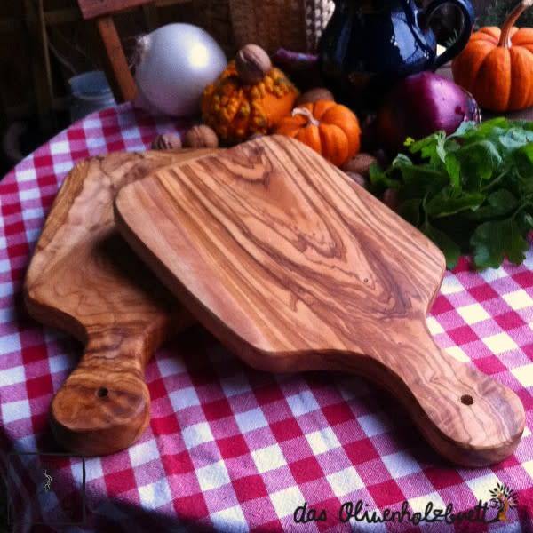 Cutting board Olive wood - Rectangular with handle - 28-30 cm