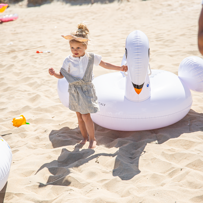 Inflatable Swan White XL